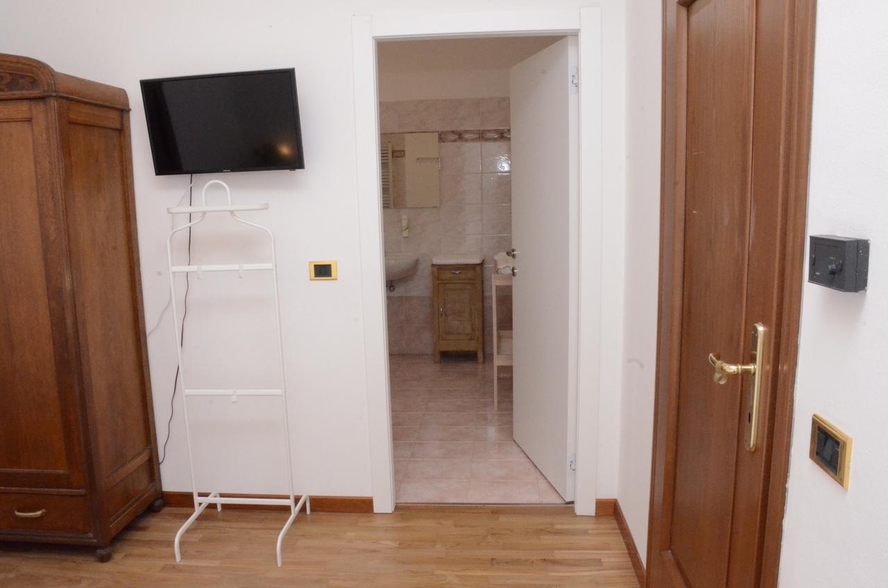 Locanda Dal Barba Villa Lagarina Bagian luar foto