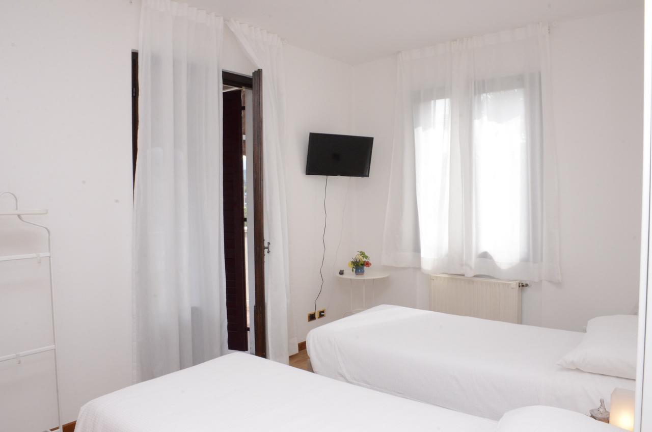 Locanda Dal Barba Villa Lagarina Bagian luar foto