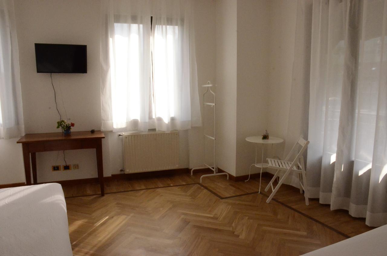 Locanda Dal Barba Villa Lagarina Bagian luar foto